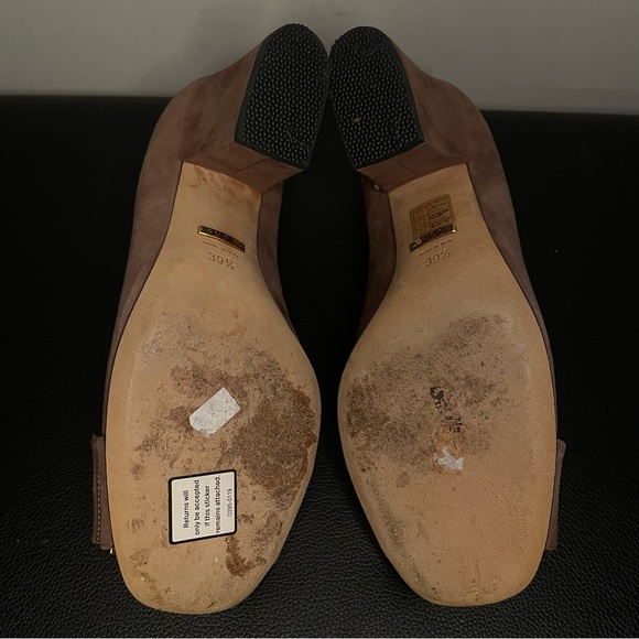 Gucci suede buckle toe pumps size 39.5 - Picture 6 of 10